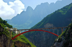 red-bridge-of-the-yangtzy