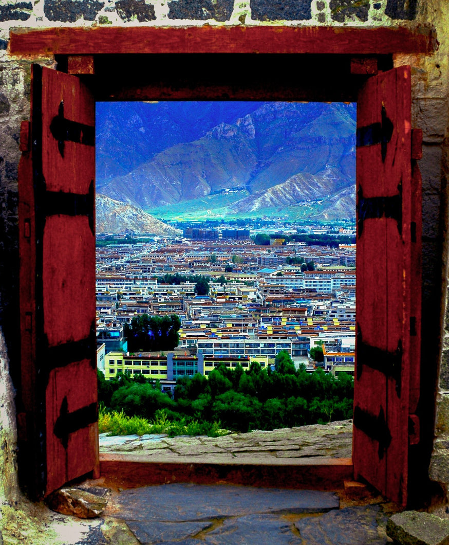 Doorway to Tibet 5 x 7 / Colored Tracy McCrackin Photography GiclŽe - Tracy McCrackin Photography