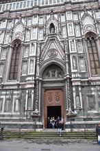 Load image into Gallery viewer, florence-doorways-a