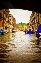 Load image into Gallery viewer, venice-romantic-waterways